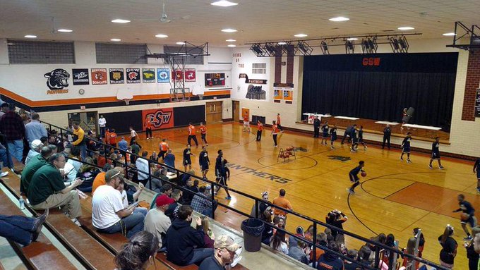 hslogoscom's tweet photo. #IllinoisGymShowdown 
Round 2
Bracket D

36. Gardner-South Wilmington Panthers @gswprincipal 
🆚
292. Ridgeview Mustangs

VOTE BELOW https://t.co/PZ3RTKmn9A