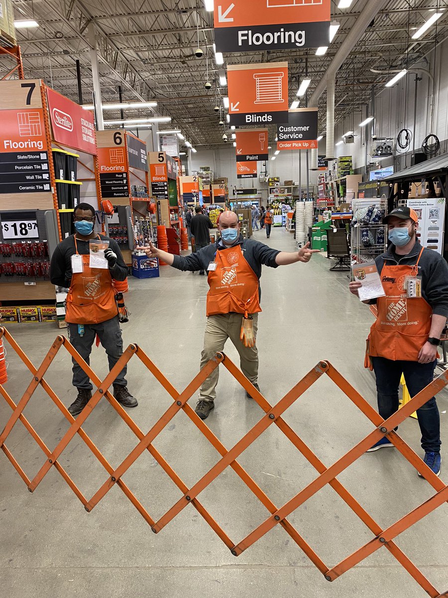 Jeremy and Theodis recognized by a customer today that stopped by the service desk and took the time to explain to me how they went out of their way to help her. Thanks guys for living our values! <a href="/THDWhiteLake/">THD White Lake</a> @dennissanders13 <a href="/dartonsmommy07/">Jennifer Schiller</a> <a href="/McFarrenGary/">Gary McFarren</a>