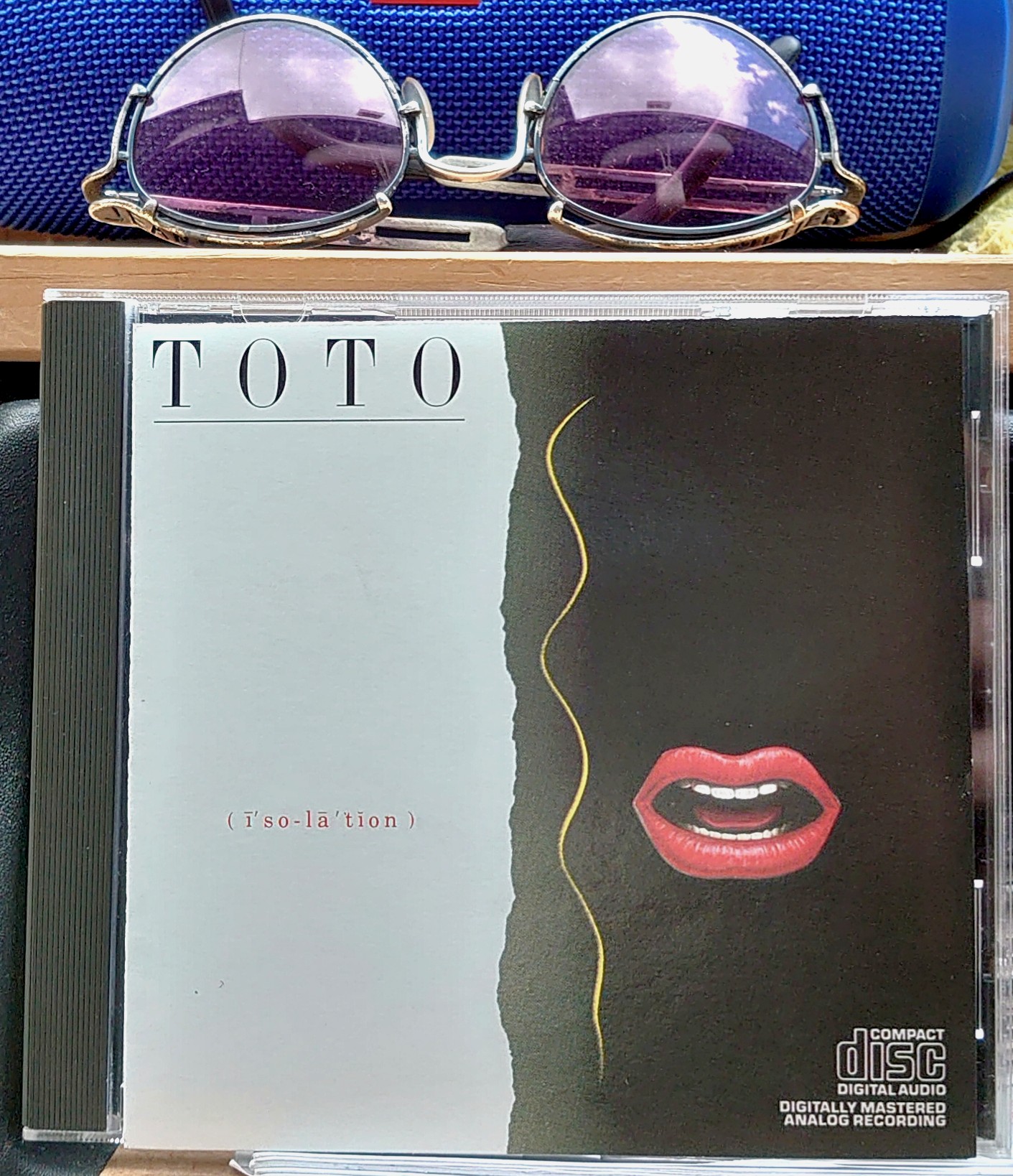 タワーのボス 年5月14日 木 いい天気と思ったら曇ってきた 本日のお供 は1984年リリース 前作 Toto 聖なる剣 の大ヒットの影に隠れてますがなかなか好きアルバム リードヴォーカルが ボビー キンボールからファーギー フレデリクセンに タワーのボス 年5月14日 木 いい天気と思ったら曇ってきた 本日のお供 は1984年リリース 前作 Toto 聖なる剣 の大ヒットの影に隠れてますがなかなか好きアルバム リードヴォーカルが ボビー キンボールからファーギー フレデリクセンに