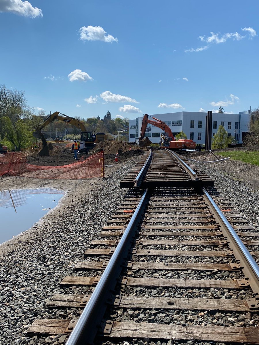 miwats's tweet image. We are monitoring progress on the Allen Creek Berm opening in Ann Arbor today and wow what a sight to see! #whilewalking #allencreekberm #construction #welovetransportation