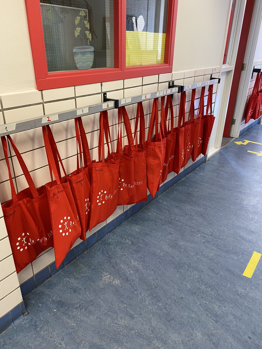 DaCostaRdam's tweet photo. We zijn weer begonnen. Nog niet iedereen aanwezig en het was een beetje spannend, maar het voelde al snel weer vertrouwd!! https://t.co/eo4MnGbU02