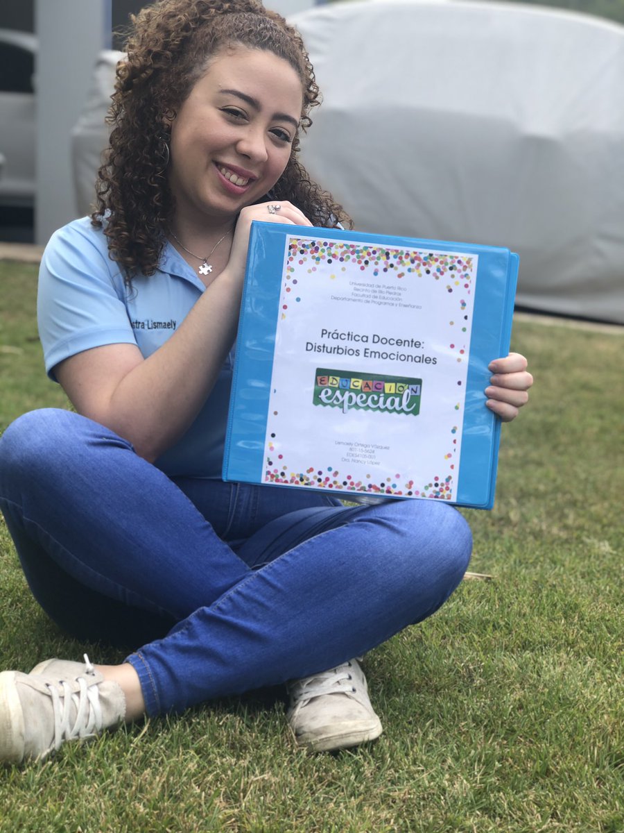 lismaely's tweet photo. Bachillerato en Educación Especial con énfasis en Desórdenes de la Conducta y una certificación en Autismo, terminado. ✅👩🏻‍🎓 #ProductoUPR 🐔❤️

¡Muchos planes y proyectos se acercan! 🤩 https://t.co/ZLb9Bp4tBu
