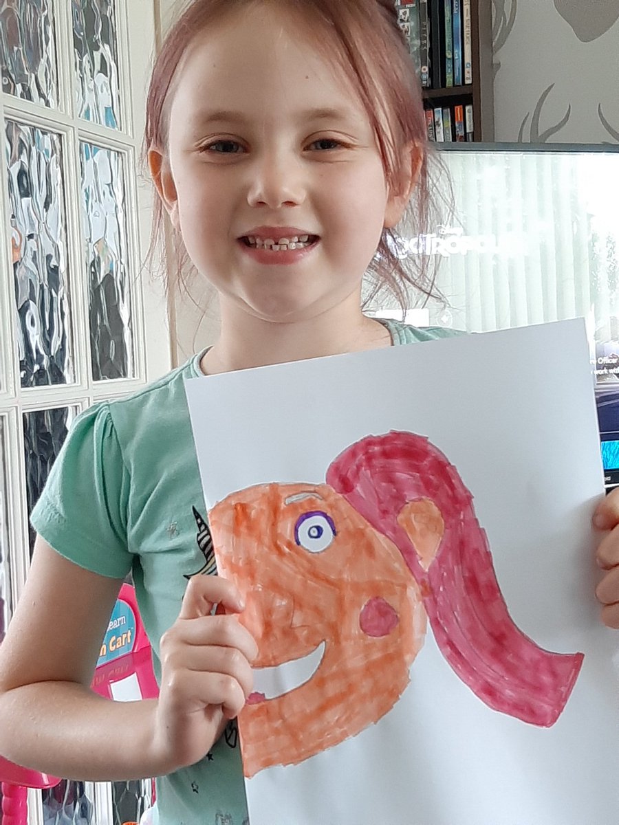 joanneaj39's tweet photo. @Class1C_ws cleo's half portrait https://t.co/DVmK7x93au