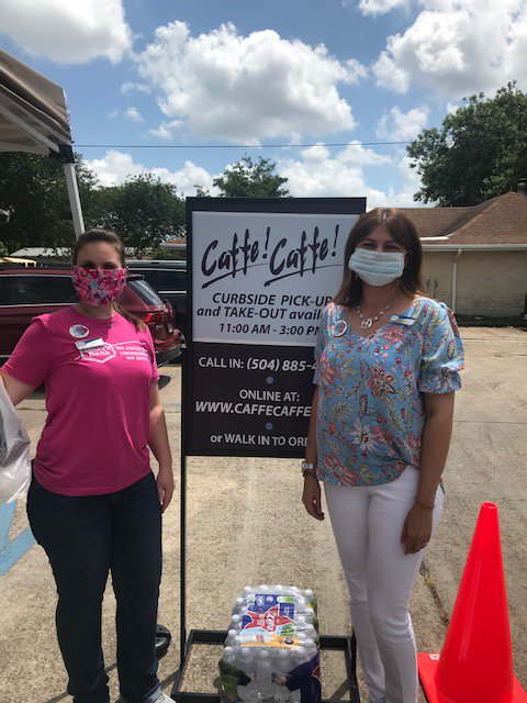 MetairieBank's tweet photo. We're celebrating #GoLocalWednesday by ordering lunch from local restaurants.

#CommunityBank #WeConnectWithYou #LouisianaBanksSupportingLouisiana #EatLocal https://t.co/yJULG1mwcf