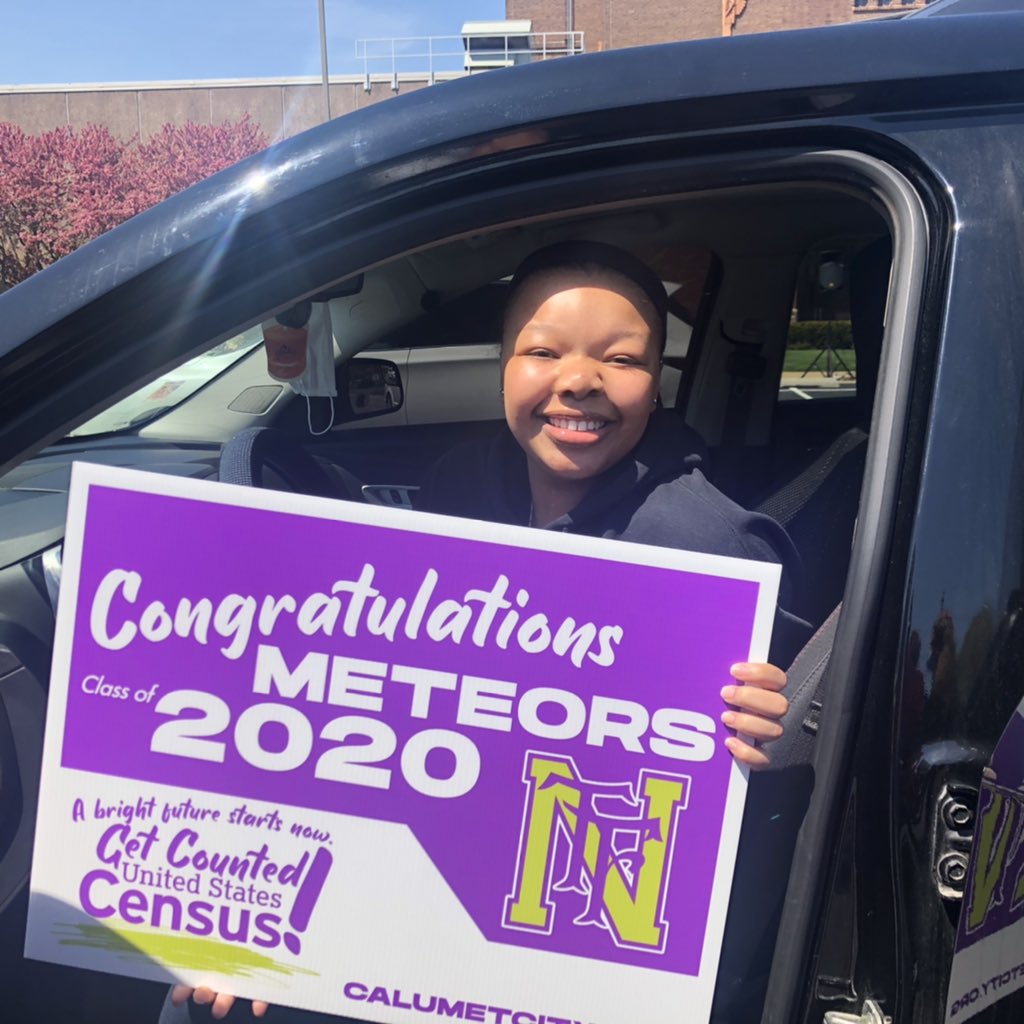 CassandraBrack7's tweet photo. Congratulations Seniors! You deserve it! #TeamPhenomenal215 #TFNORTH https://t.co/XMbnoLjg3I