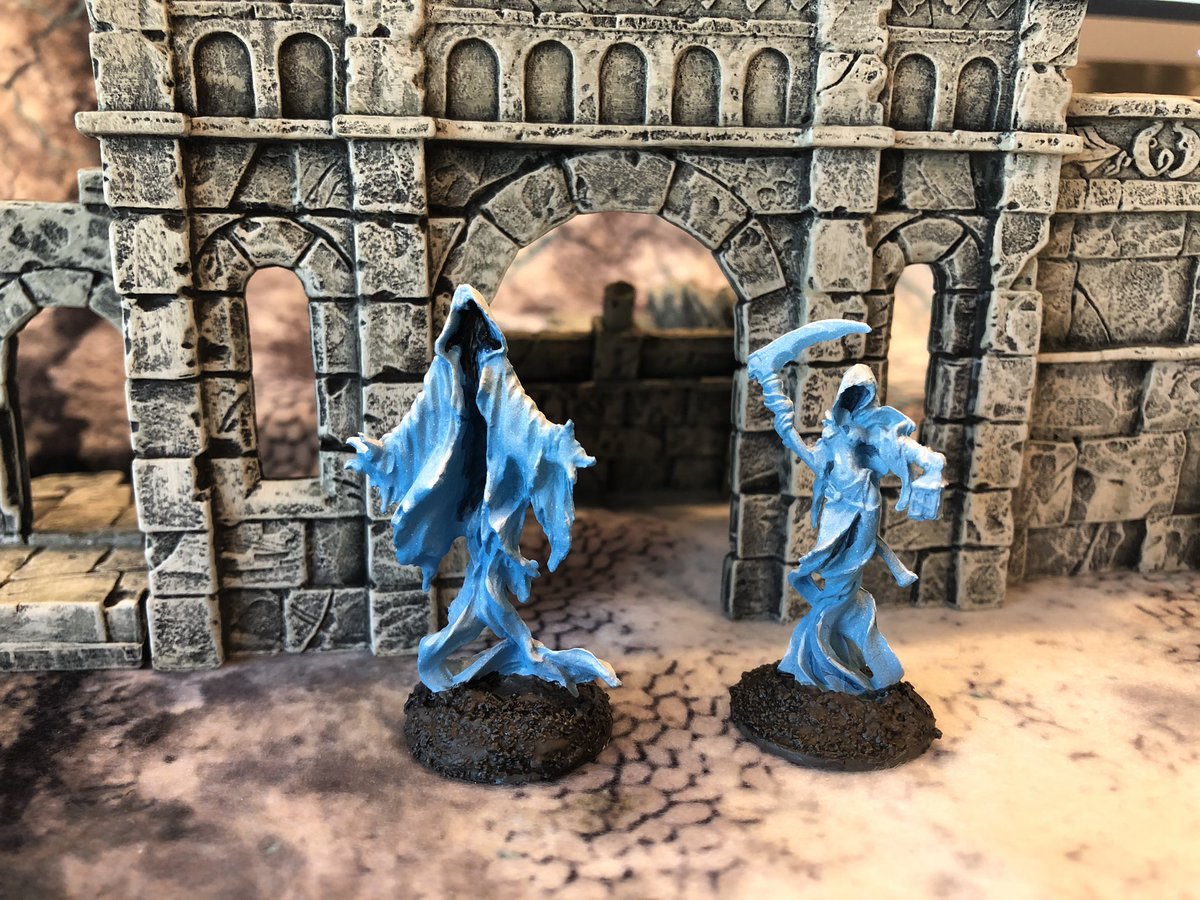 brentsminis's tweet photo. Working on my #Frostgrave bestiary. Frost Wraiths, Wraith Knights, and Skeletons. Models from Reaper Bones, Mantic, Northstar and DragonLock 3D printed. https://t.co/dFBeRvbxk9