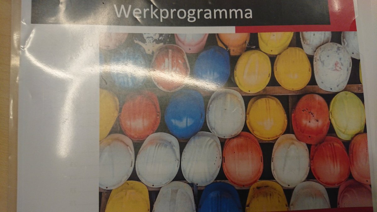 CarineBloemhoff's tweet photo. Blij met brede steun in #raad050 voor het #werkprogramma (actief, positief, vanuit vertrouwen) ende nieuwe koers van #Iederz van SW-bedrijf naar arbeidsontwikkelbedrijf. https://t.co/JHc6w5tjgK