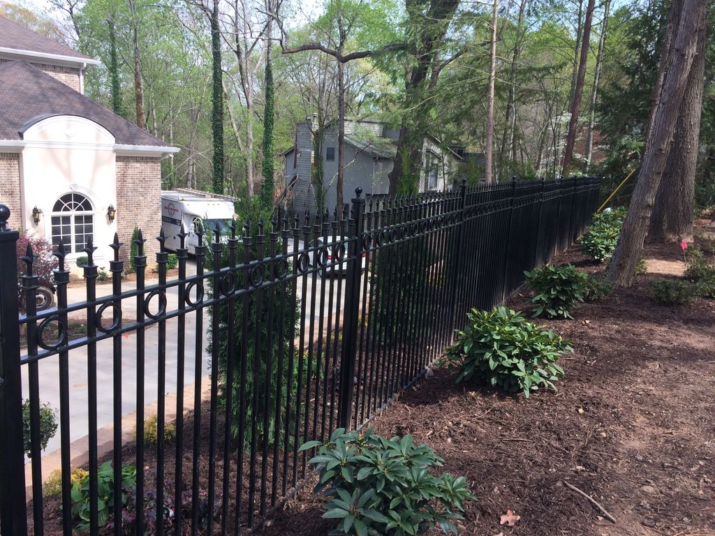 SIAironDesign's tweet photo. Learn more about our aluminum fencing option on our website:

https://t.co/1oolUEZWLO

#siairondesign #atlanta #georgia #fences #fencing #aluminumfencing https://t.co/QT2zmsB5Ev