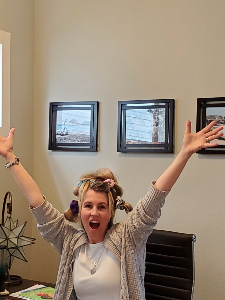 ScienceSquad3's tweet photo. Wild and wacky Quarantine Crazy Hair Day @WeAreLouisCBE 6 🦅 8 🐺 4 🐻 6 🐢 sported crazy dos which made for big smiles and laughs all around during our class google meet! A fun game of pictionary and a read aloud made for a memorable day!  #WeAreLouisSpirit #WeAreInThisTogether https://t.co/UOGS0AAOFI