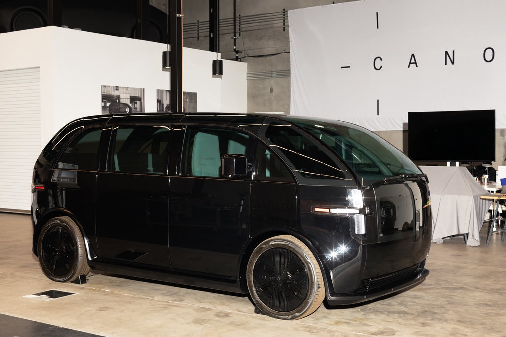 A look at how Byton and Canoo designed vehicles from the inside out. My latest for the NYT Wheels column. 
nytimes.com/2020/05/13/bus…