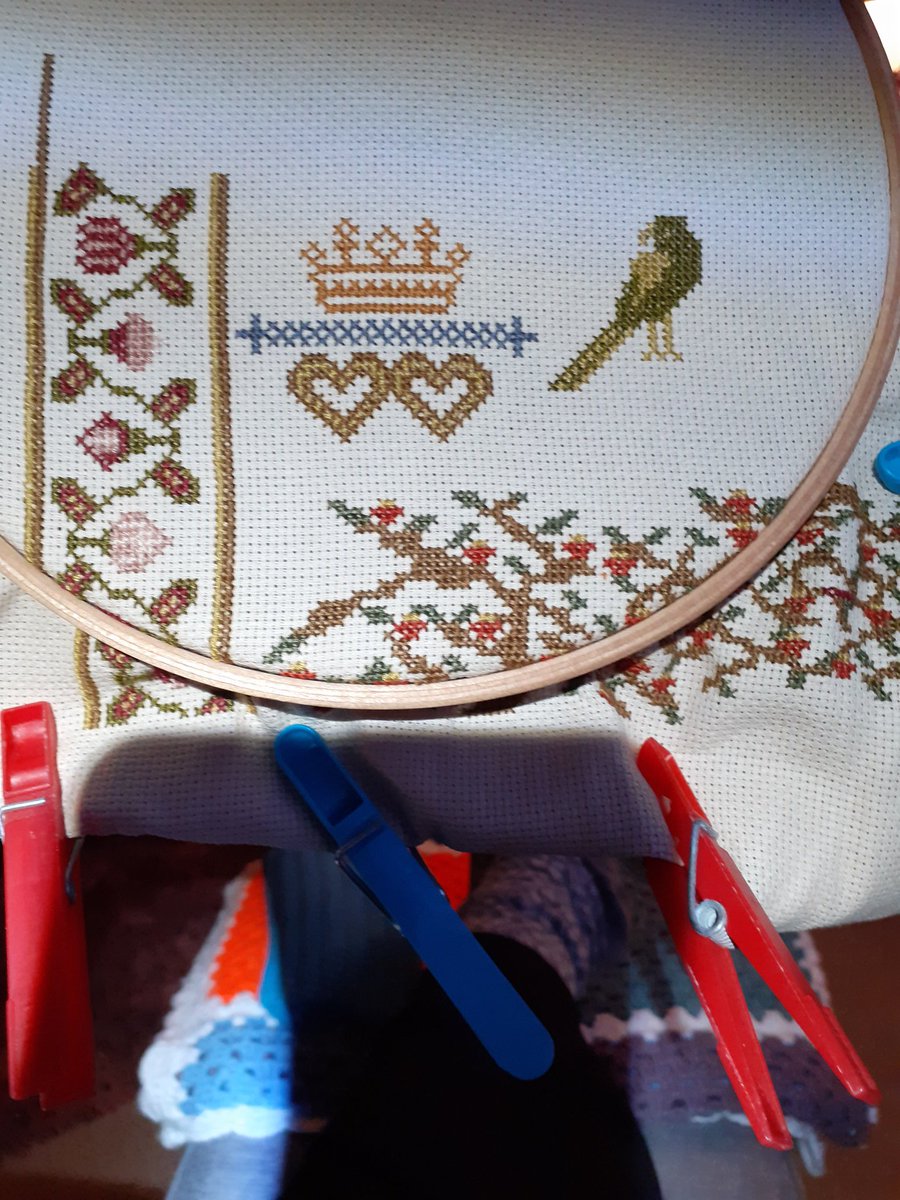 leo181711's tweet photo. Oooh this has been a labour of hate today, finally ending up stitching by torchlight to finish the section! Back to the blanket tomorrow I think! #HistoricalSampler #FamilyTree https://t.co/SgbsZjNYpH