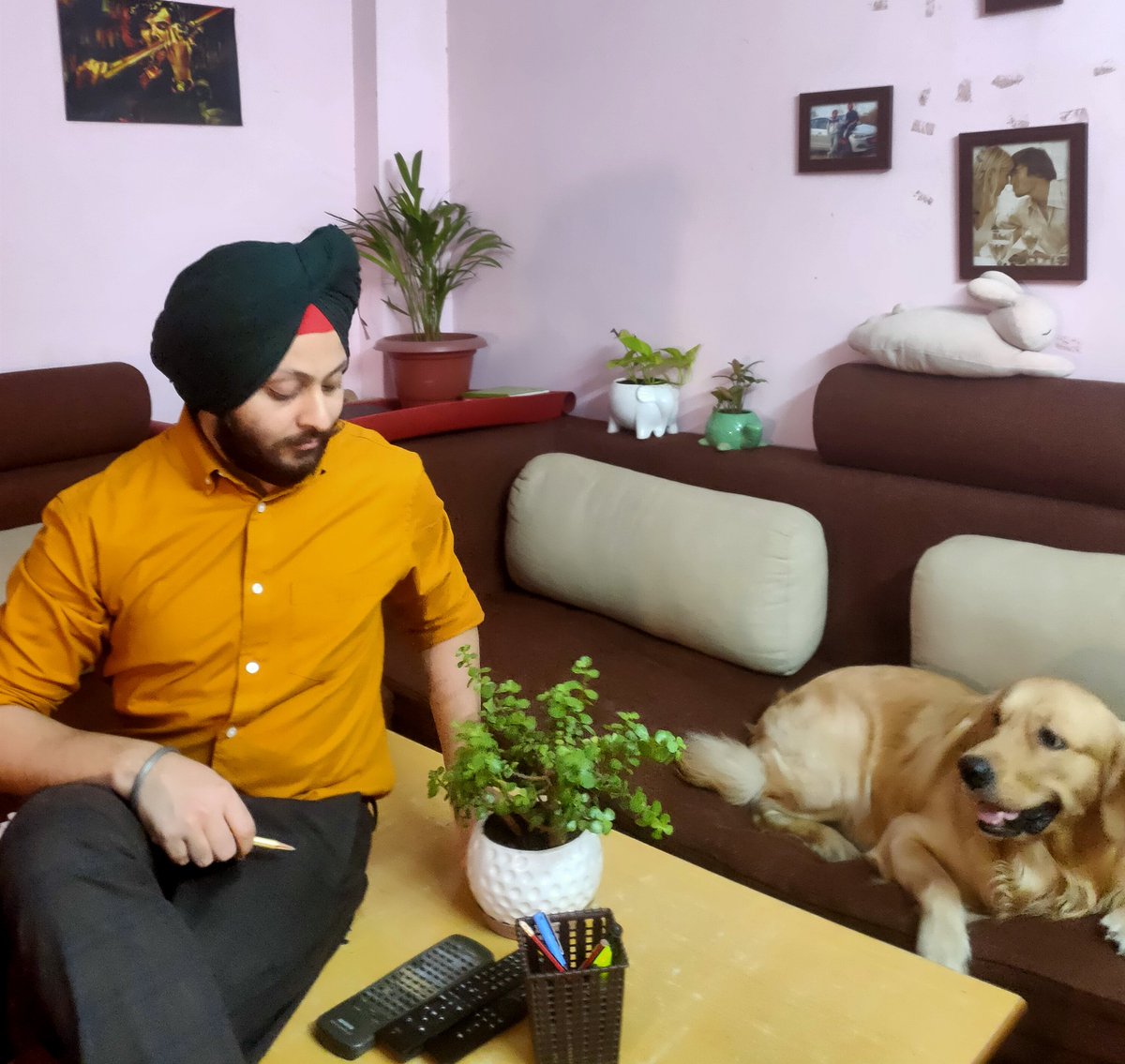 SinghFromJK's tweet photo. Late night Brainstorming for some interesting future collaborations to make this world a better place to live, innovate and inspire! ❤
#OneWorld #OneLove #Diversity #JKPI https://t.co/d5M9MjuiHR