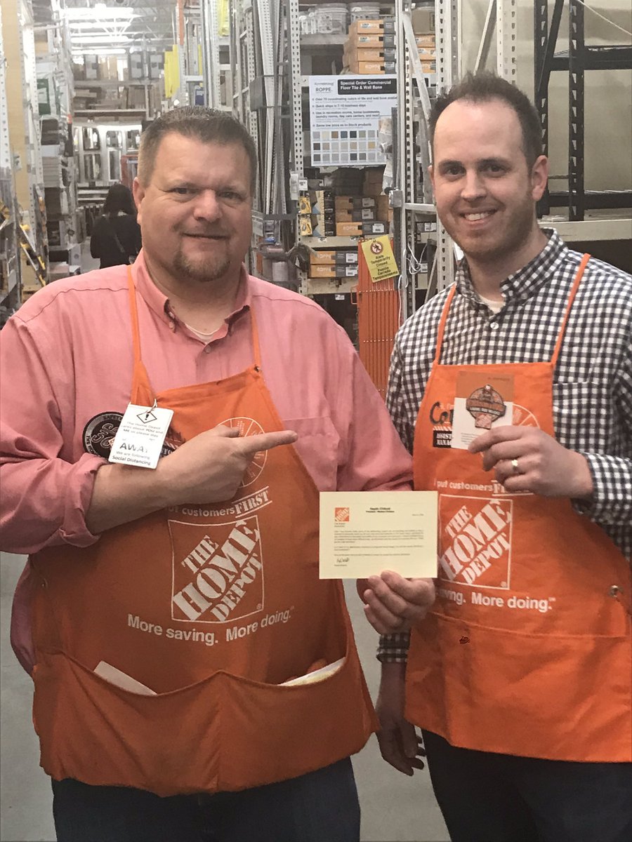 Congrats and THANK YOU to <a href="/ColeWagner897/">Cole Wagner</a> for your well deserved Executive Award. Thank you for supporting our Associates and Salaried team during #COVIDDAZE. #IDRIVESAFETY. <a href="/Jbittsvikings/">JB</a> @BobRoweDHRM255 <a href="/Haydnchilcott/">Haydn Chilcott</a> <a href="/BlankenshipSB/">Shawn Blankenship</a> <a href="/JeffGroomsHD/">Jeff Grooms</a> <a href="/HDMuzi/">Patrick Muzi</a> @DerekLarsenHD