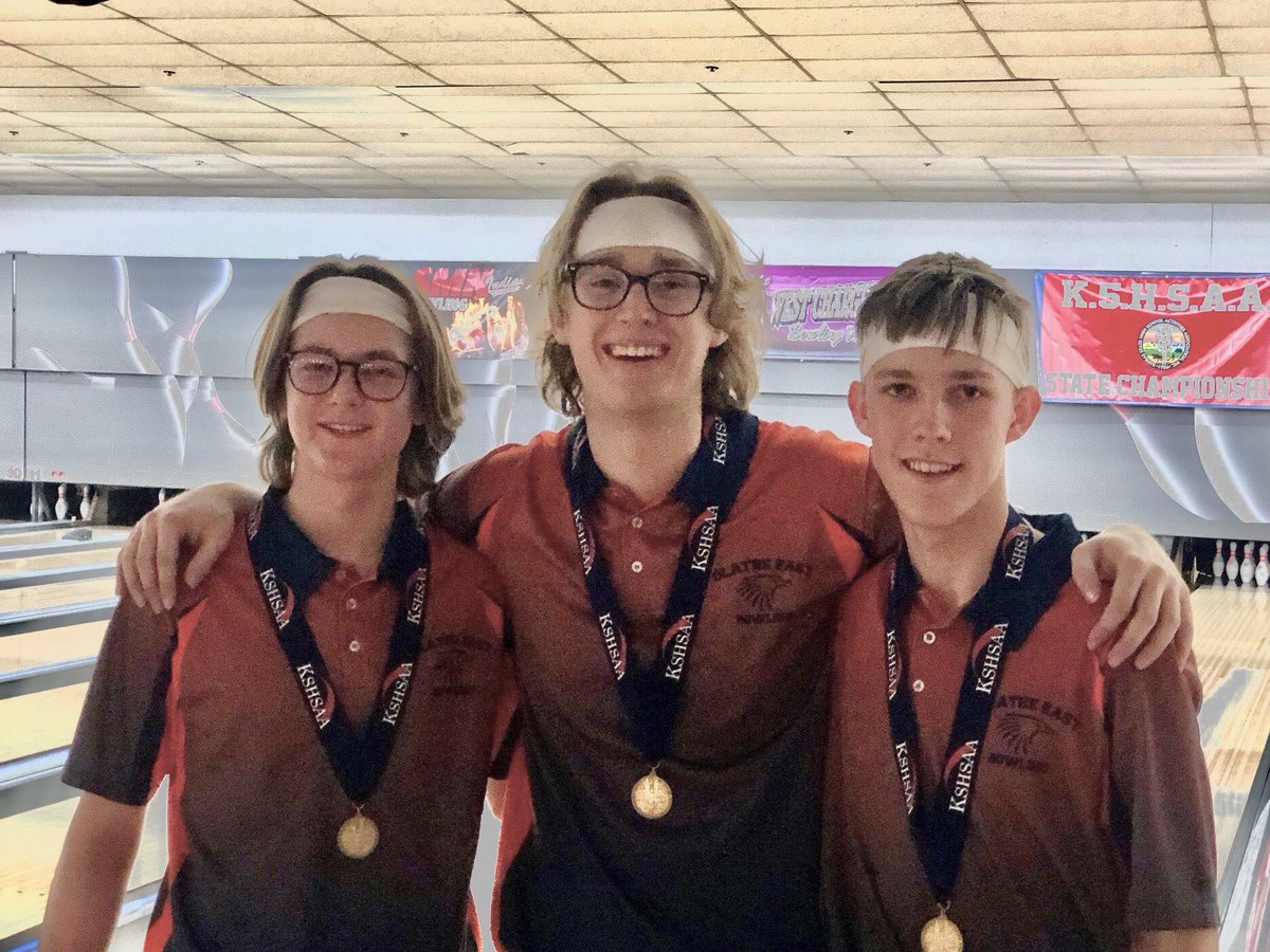OEBowlBoosters's tweet photo. Congratulations to Charlie Cannon and Logan Rhodes for being selected to 1st Team All Kansas 6A and Triston Lundberg selected to 2nd Team All Kansas 6A. You had an amazing season! https://t.co/58Od8NxG6S