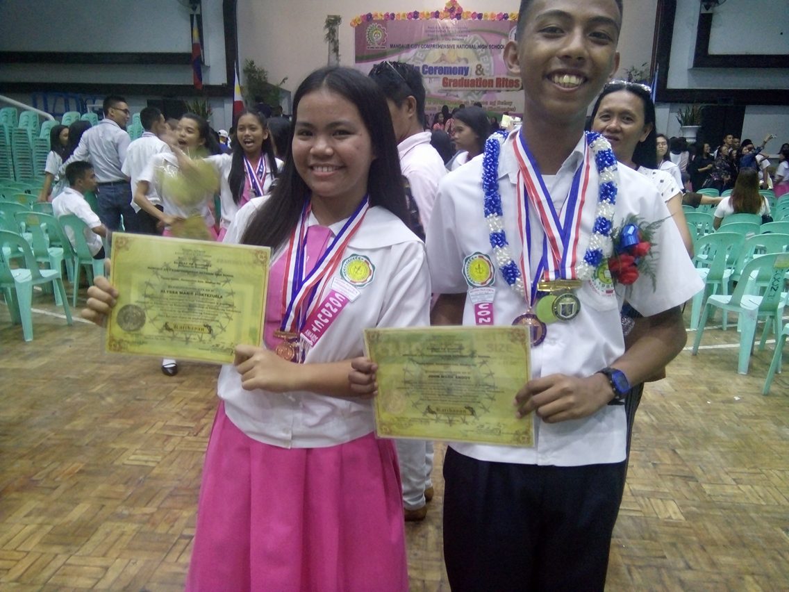 I used to be a silent and introverted kid, but this motherfucker changed everything. If it was not for her one simple question during a school activity we had which is, "Naa nakay ka group?", everything else in this thread would& #39;ve not happen.