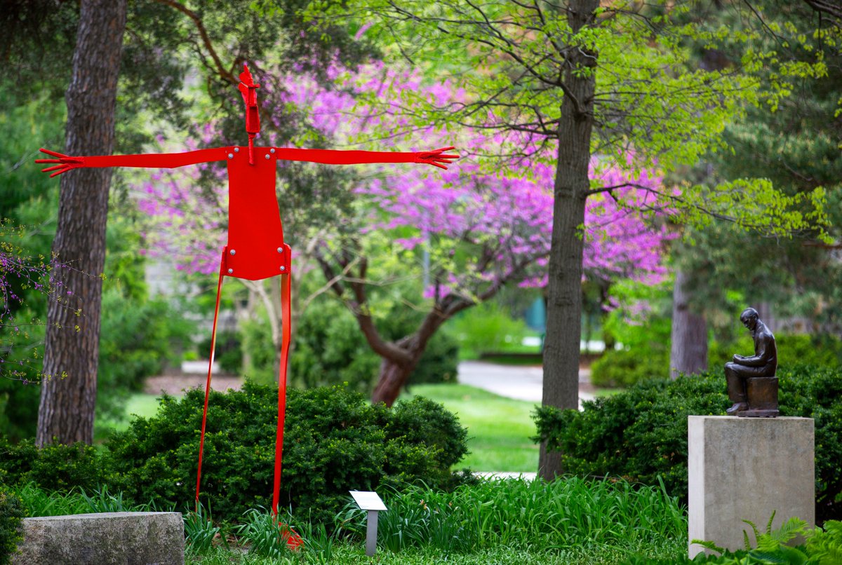 IowaStateU's tweet photo. Today's #CycloneVision showcases the colors of spring and artwork in the @ISU_Museums Anderson Sculpture Garden. https://t.co/7o87fEPS58