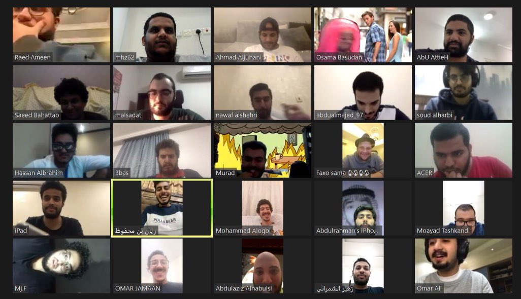 dent16kau's tweet photo. #Dent16, our hearts together no matter where we are, good job and the better is to come ✨💙

#Seniors 🦷 https://t.co/A5PVqNy5pv