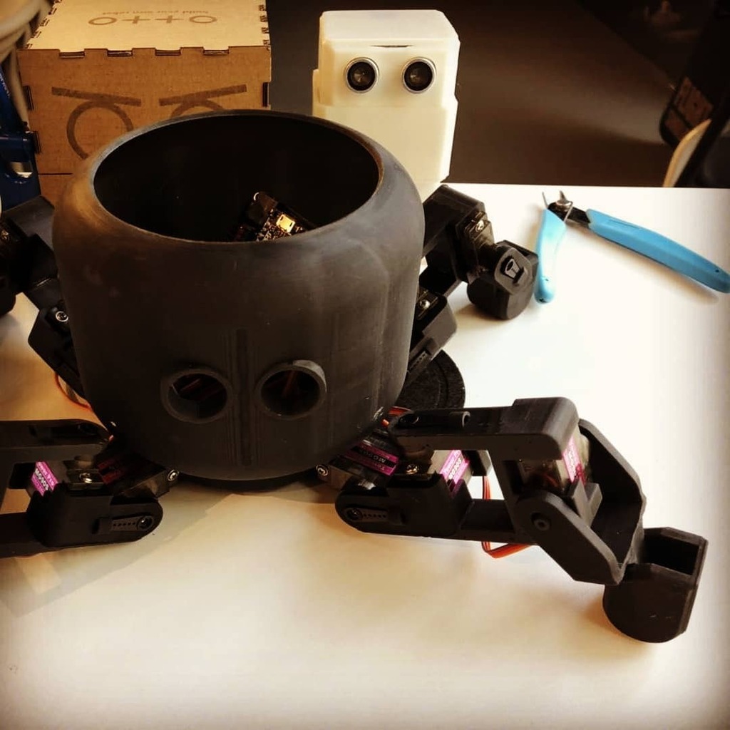 OttoDIY's tweet photo. Great project remix #ottodiy quad, have you make one?

#arduino #3dprints #prusa3d #prusalab #opensource #spider #quadruped #robot https://t.co/ZaihR5qlmf https://t.co/ZScs159AiB