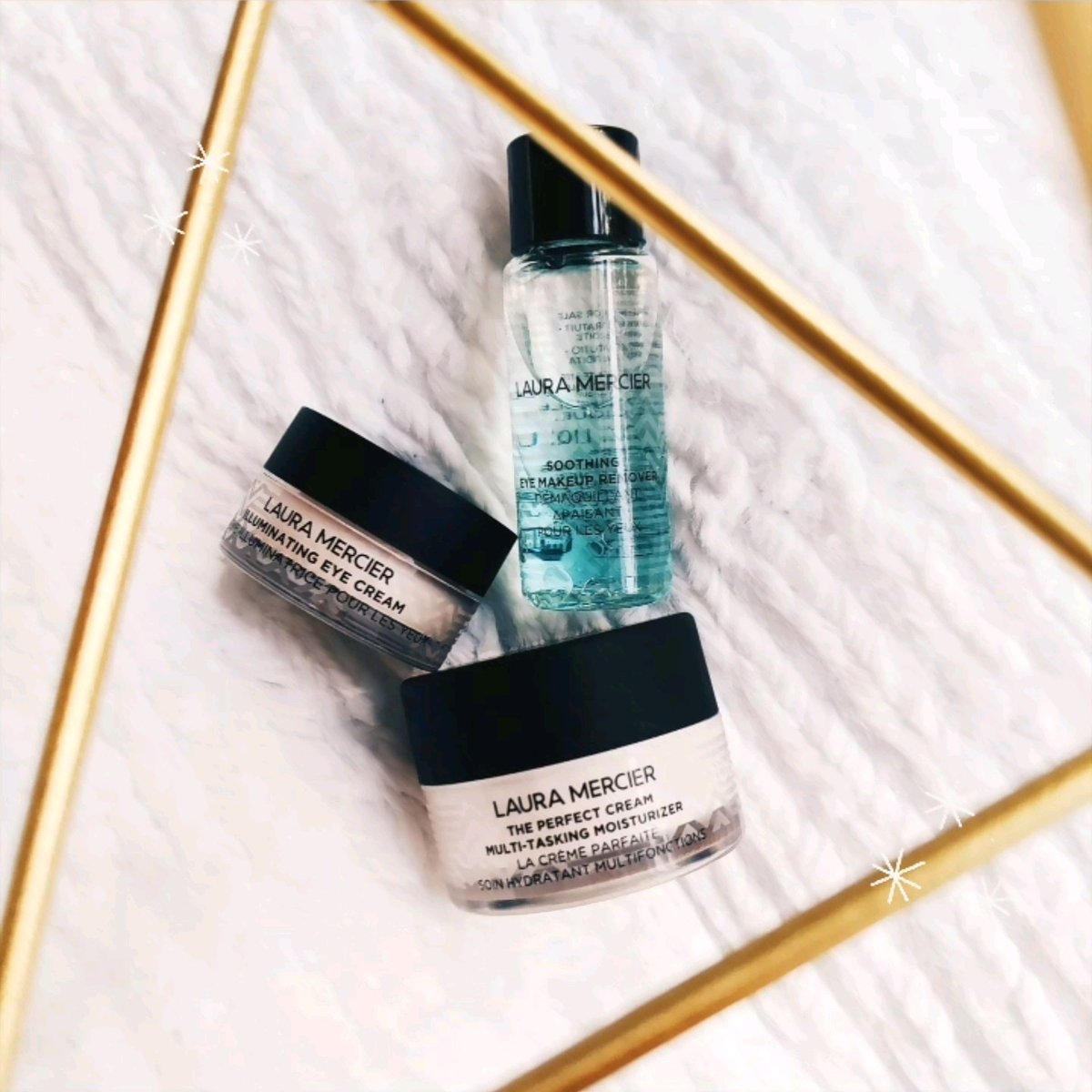CasualCoco's tweet photo. Thank you, Influenster for sending me these amazing Laura Mercier products for free! My skin is glowing during this quarantine!

@lauramercier @Influenster #SkinEssentials #complimentary https://t.co/IHzEEudbFM