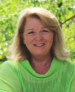 babson's tweet photo. Congratulations to Carol Hacker (she/her), winner of this year's Staff Pride Award #BabsonPride https://t.co/dHIF0rMmpC