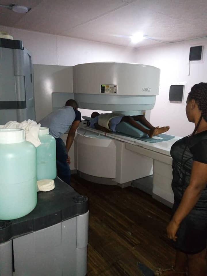 droayung's tweet photo. Every time I talk to him on phone he sounds so hopeful and tries to be cheerful..hiding his pain.
No one deserves to suffer like this.
I am asking for help on behalf of Uyiobong and his family..
Your RT and/or donations will go a long way..
Let's help #SaveUyiObong
Hope Above All https://t.co/678loxWwUv