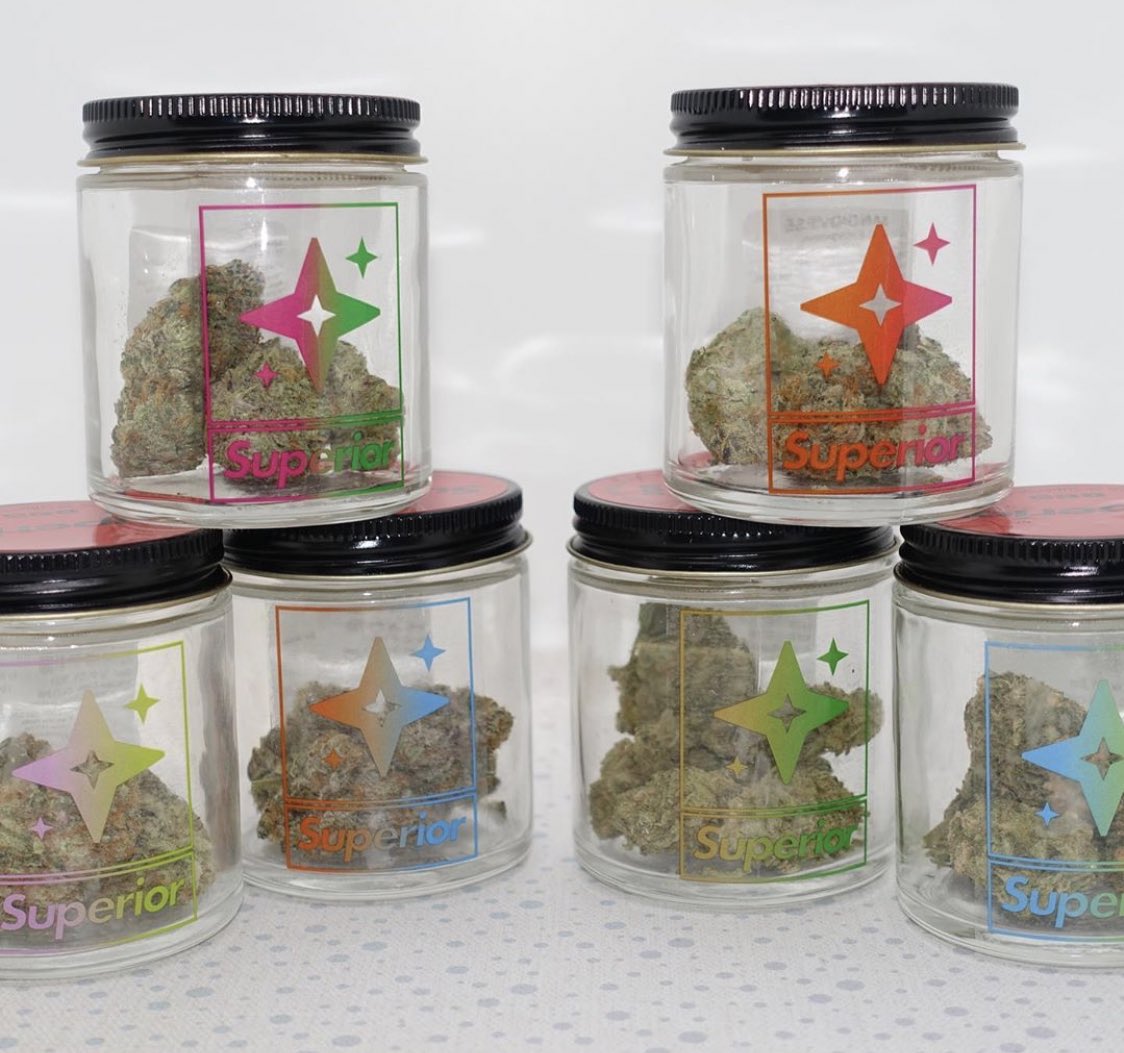Superior_420's tweet photo. What is your favorite superior strain? https://t.co/oy2NUmMPkT