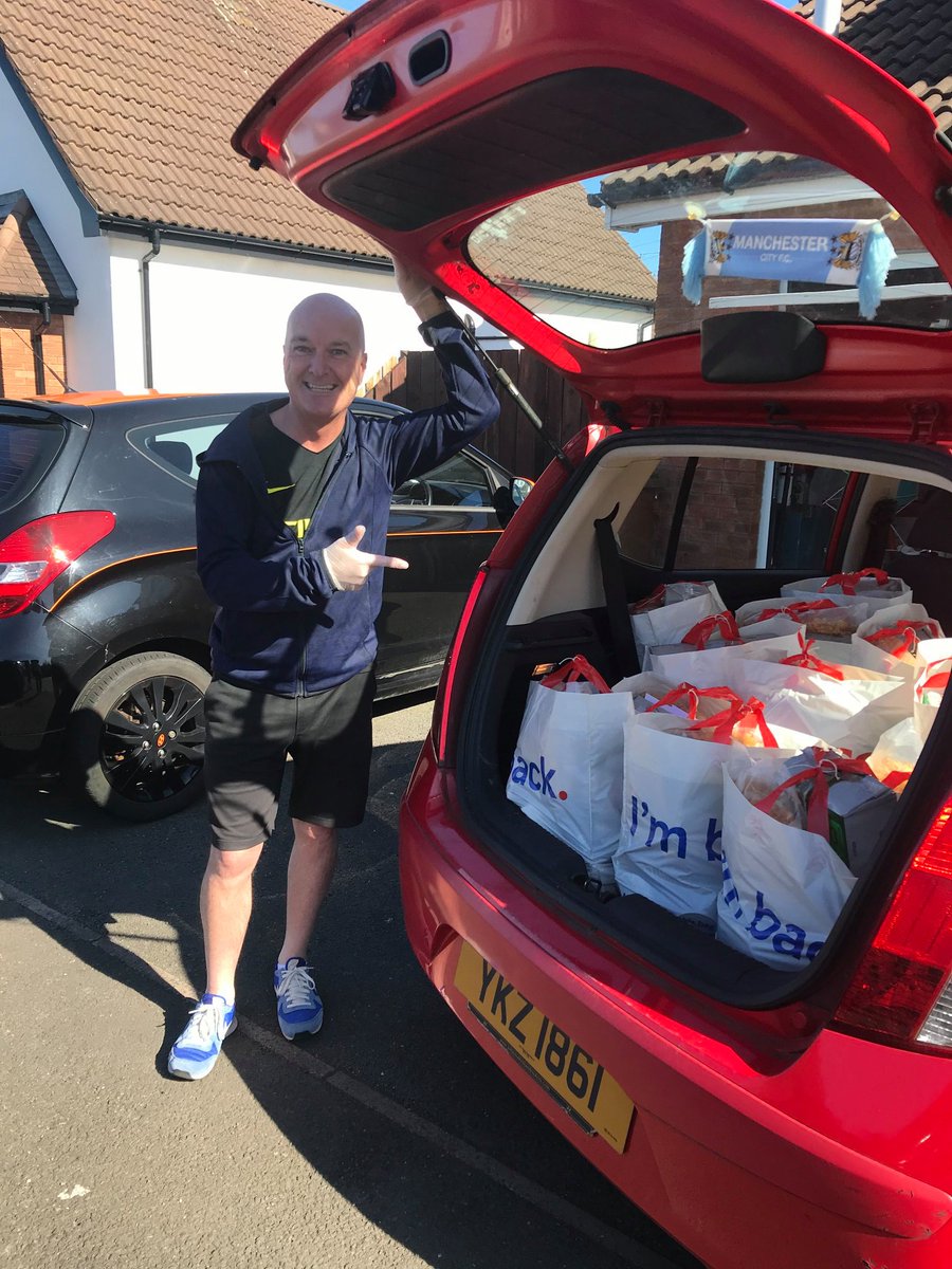 CarrickYMCA's tweet photo. PAKT Family - YMCA Carrickfergus delivering food parcels across our community with The @SalvationArmy and @ChildreninNI
#YMCA #Carrickfergus #Belong #Contribute #Thrive #ParentAndKidsTogether #PAKTFamily #FamilyWorks https://t.co/eLAfFI9Kgm