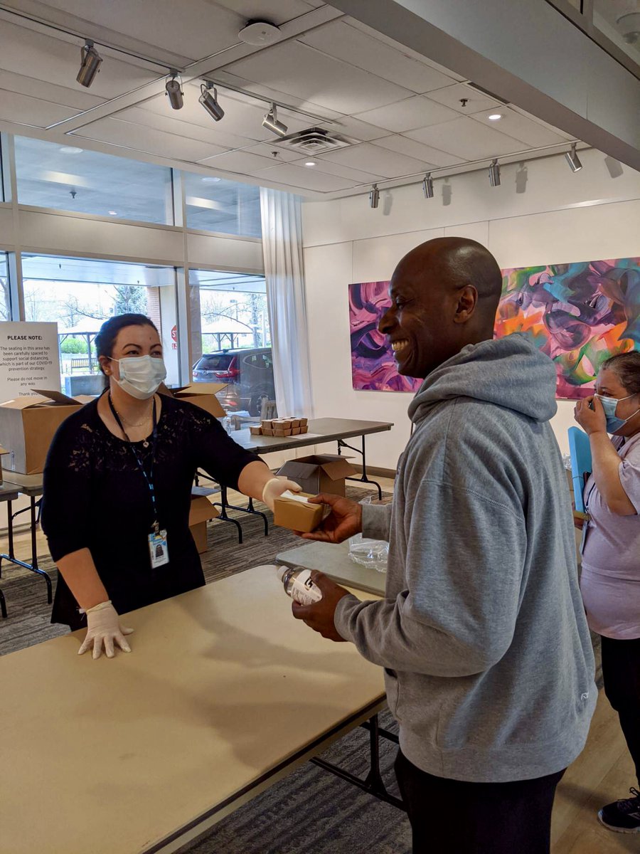 SupportBaycrest's tweet photo. Yesterday we were able to honour our staff and provide them with delicious lunch donated by a number of different partners! We thank everyone who continues to support the #SafeguardingOurSeniors @PusaterisFoods @HolidayInnTY @DANI_toronto https://t.co/qXamZe0JnL