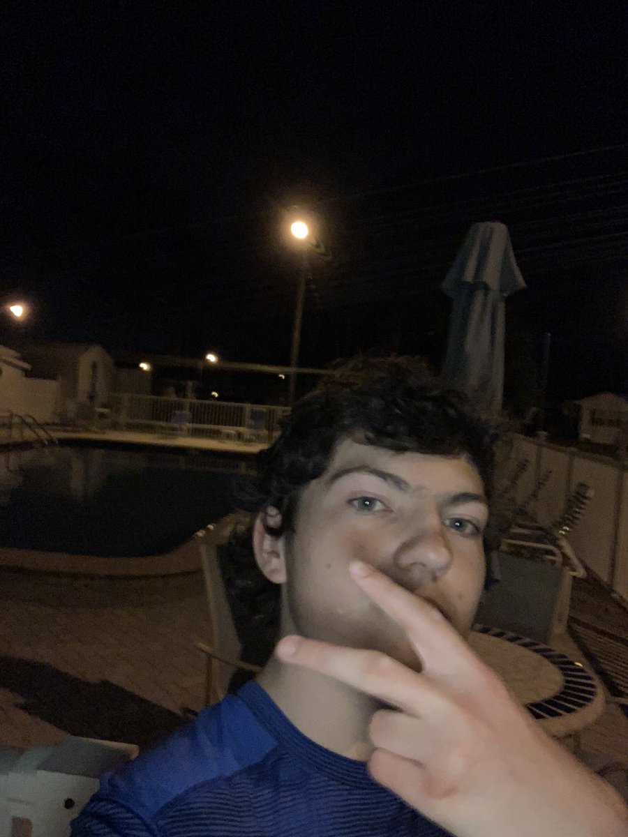 opps_42's tweet photo. Florida vibes 👌🏻 https://t.co/E6Nr75ZMrP