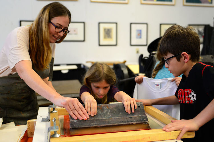 Access Art is hosting small group art summer camps this summer. Limited spots! #shepardshines 
schoolofservice.org/summer-camp.ht…