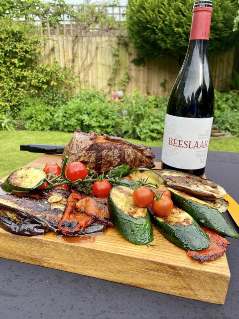 First food &amp; wine pairing on the #GBbraaiOff site is by <a href="/littlebedwyn/">Roger Jones</a> featuring Welsh Black Beef and <a href="/beeslaarwine/">Abrie Beeslaar</a> Pinotage... gesondheid Roger! 🥩🍷🇿🇦

greatbritishbraaioff.online/recipes/chef-r…