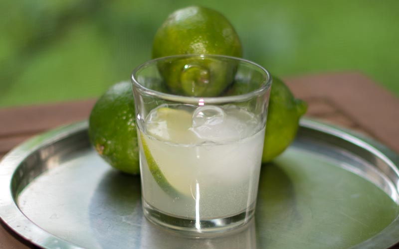 MD3Events's tweet photo. Celebrate it's @cocktail_day
The official drink of the Nation's Capital(USA)
The Gin Rickey is a refreshing highball named after Joe Rickey, a Democratic lobbyist living in Washington, D.C. CHEERS!
#dcevents #worldcocktailday #iamaplanner #eventprofs https://t.co/6vuMn8eezS