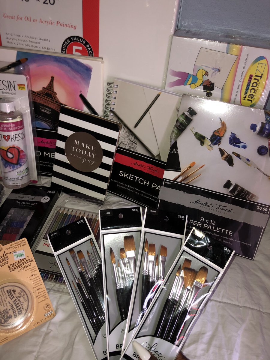 boldoopsie's tweet photo. 🎨Artist’s Block Cure giveaway 🎨

Details below! https://t.co/XZglSReZUX