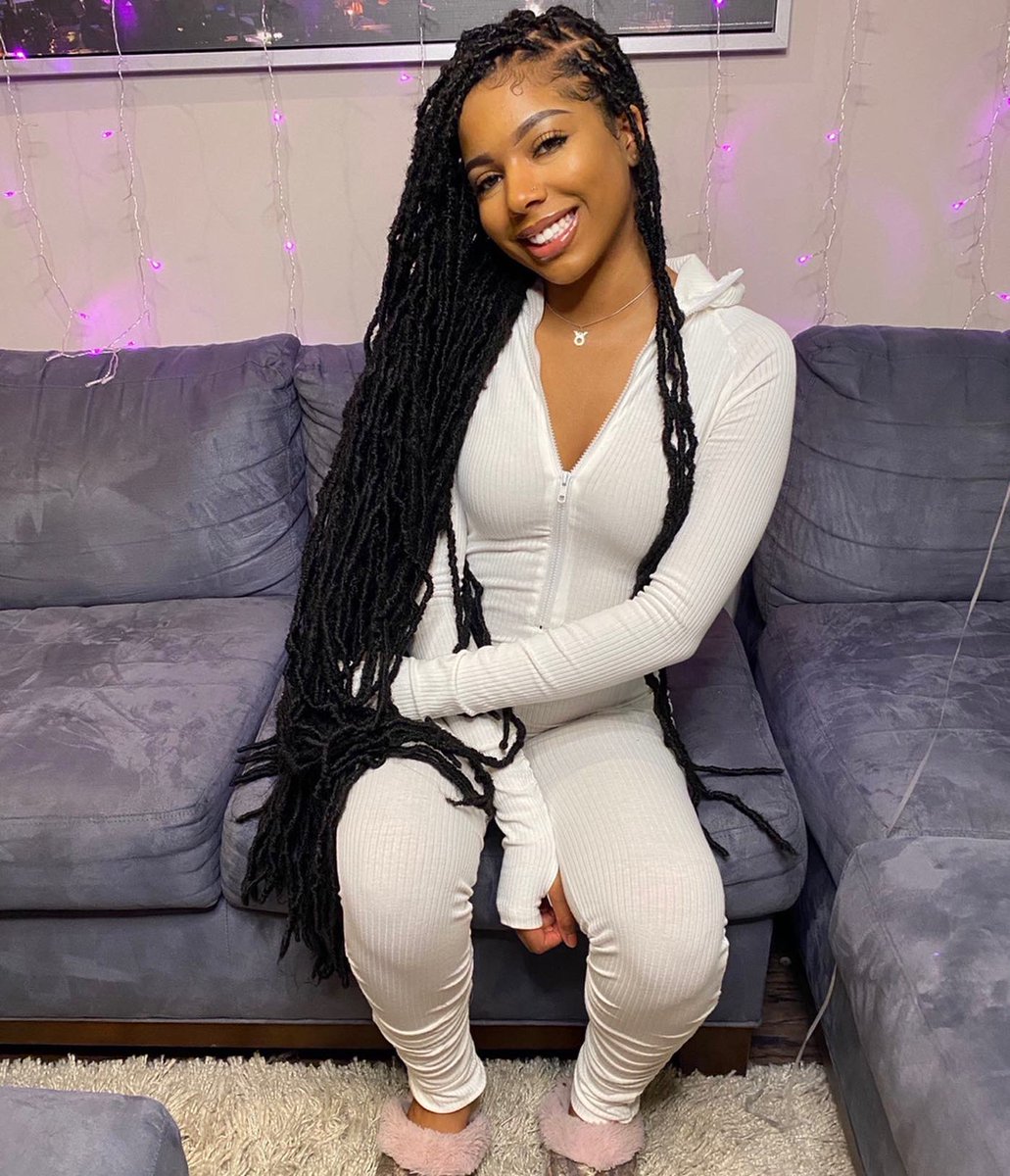 🤍 
#cocoliviacloset