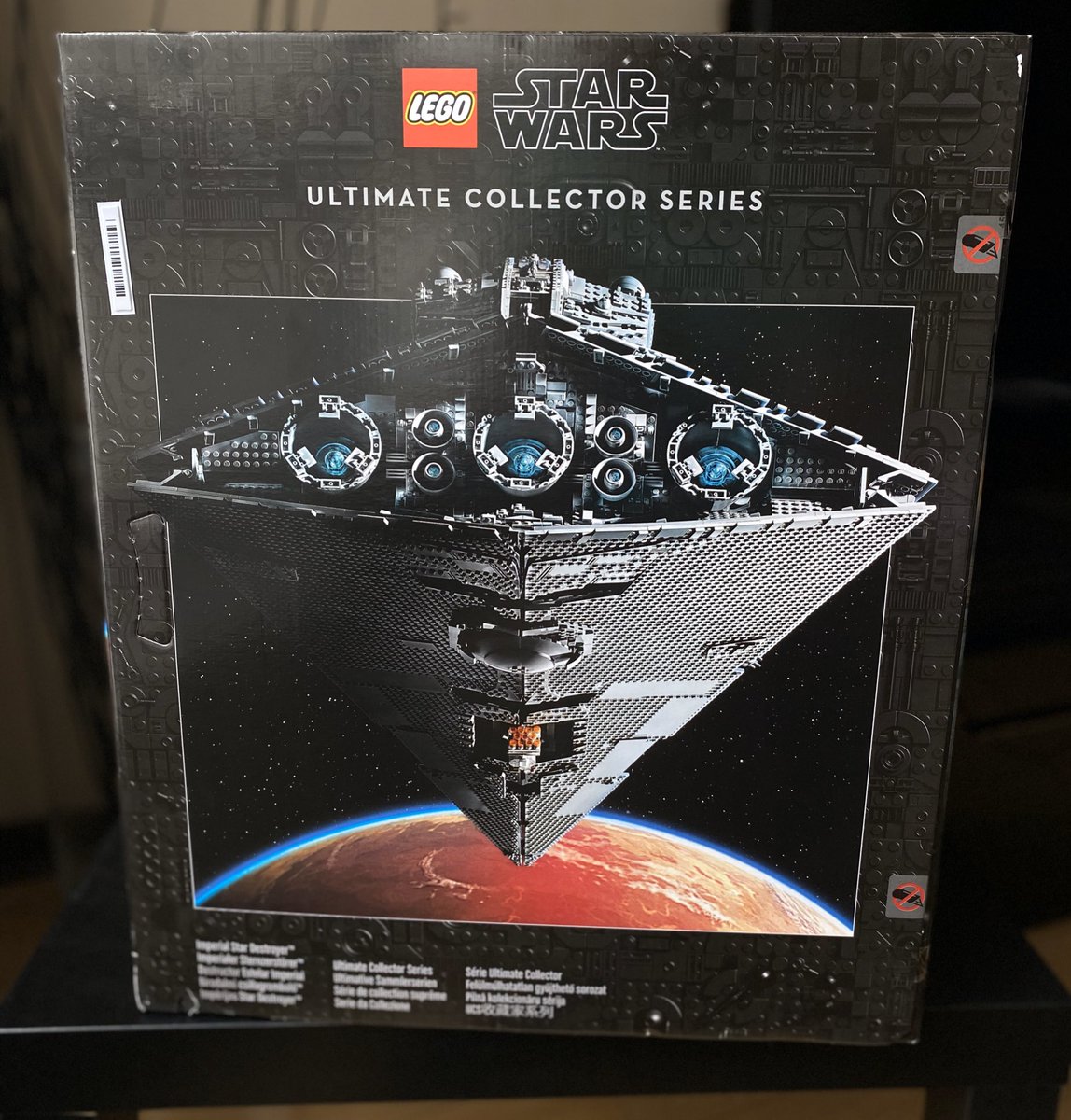 We finally started building the star destroyer and I’m gonna make a thread with progress! #Lego  #StarWars  #LetsBuildTogether