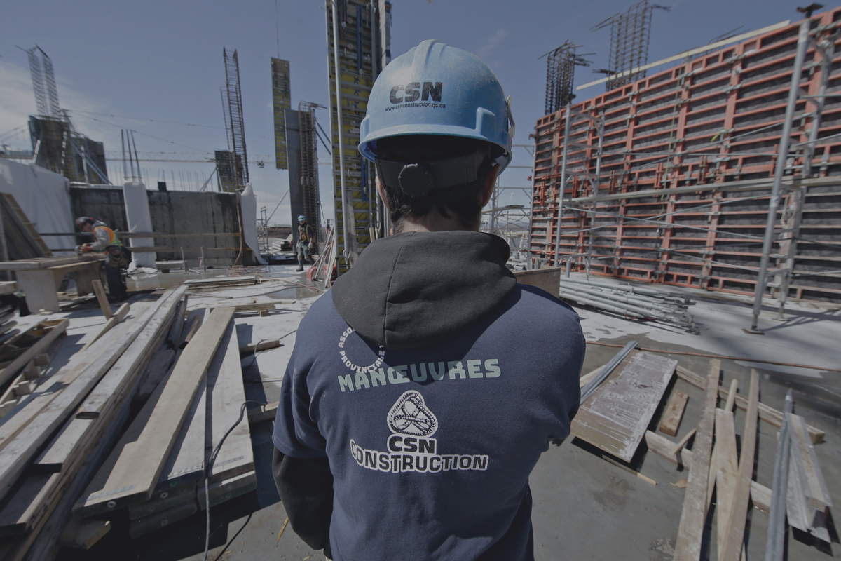 laCSN's tweet photo. Construction : prendre tous les moyens pour éloigner le virus https://t.co/Q3hPfwbkPG #SyndQc #NouvellesCSN #MouvementCSN #PolQc #ConstructionQc #COVID19 #COVID19Qc #COVID19Québec https://t.co/iv0Ex3ORDk