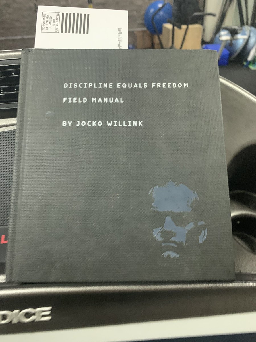 OfcJohnFisher's tweet photo. 5k a day done today on the treadmill! Decided to do some light reading as I ran today. @jockowillink @SantaRosaPolice #BlueForMarylou @runfierce https://t.co/5vEqqWuP5R