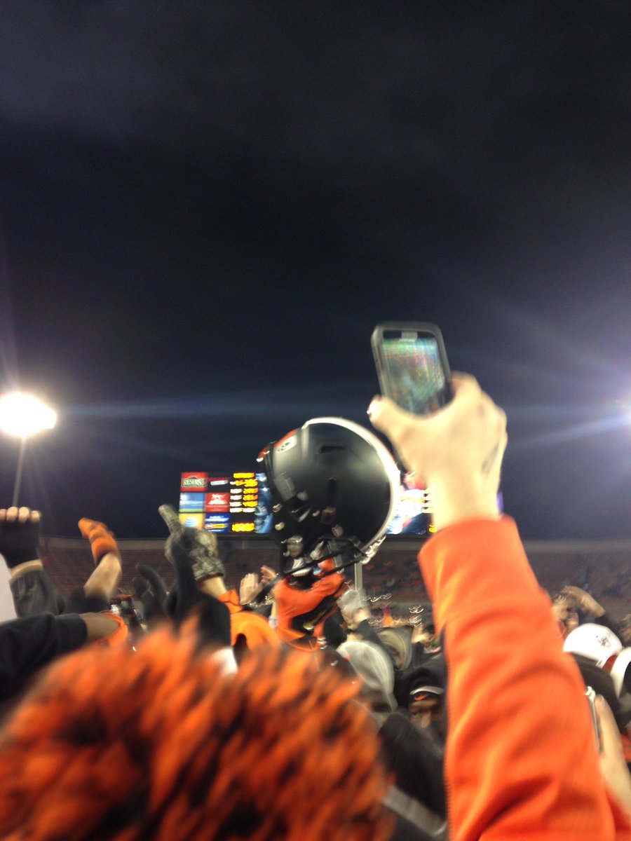 Stephan_OHair's tweet photo. @BeaverFootball @Coach_Smith @AndrzejHughes @jojoforest1 @kinnggalex @JakeLuton6 @clay_cordasco @3tgeb @CamStoudamire1 @OAPLC #DAMReady #GoBeavs https://t.co/Db0Lkui5D6
