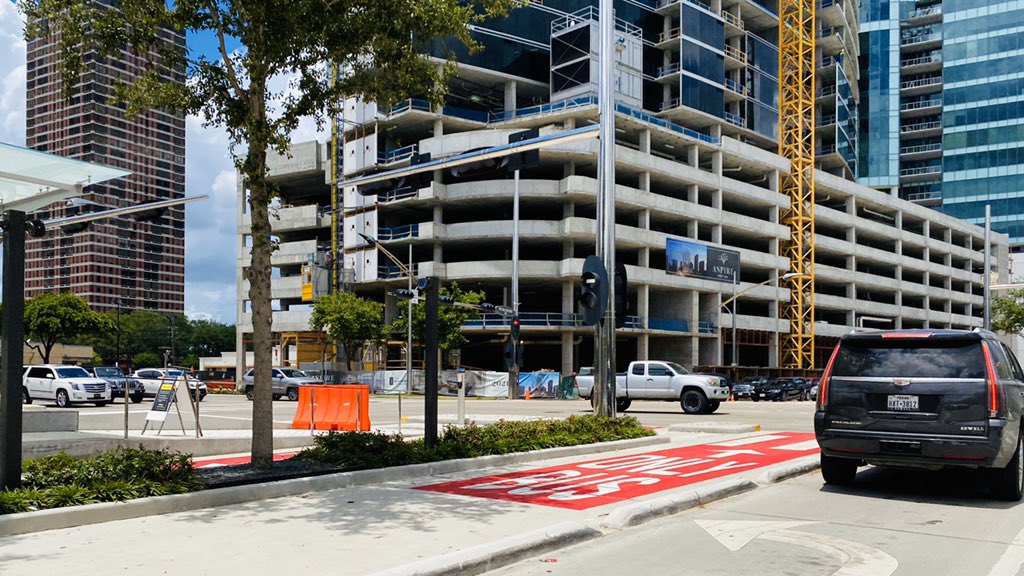 amarpmohite's tweet photo. @HoustonTX it’s first dedicated #TransitOnly lanes with red #BusOnly markings is looking awesome! @METROHouston @UptownHouston https://t.co/Vcy6FRT7Ky