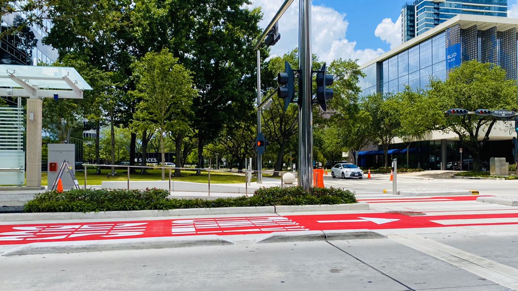 amarpmohite's tweet photo. @HoustonTX it’s first dedicated #TransitOnly lanes with red #BusOnly markings is looking awesome! @METROHouston @UptownHouston https://t.co/Vcy6FRT7Ky