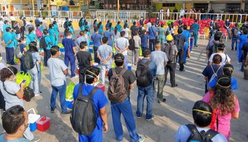 View image on Twitter