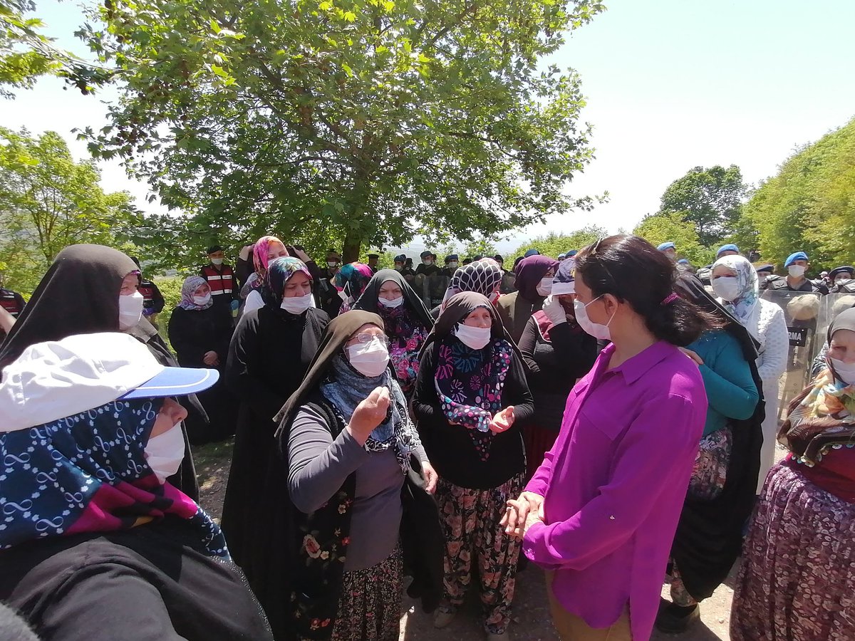 Bursa'da köylülerin toprak mücadelesi sürüyor! 
<a href="/nurhayataltaca/">Nurhayat ALTACA KAYIŞOĞLU</a> 
enbursa.com/haber/bursa-da…