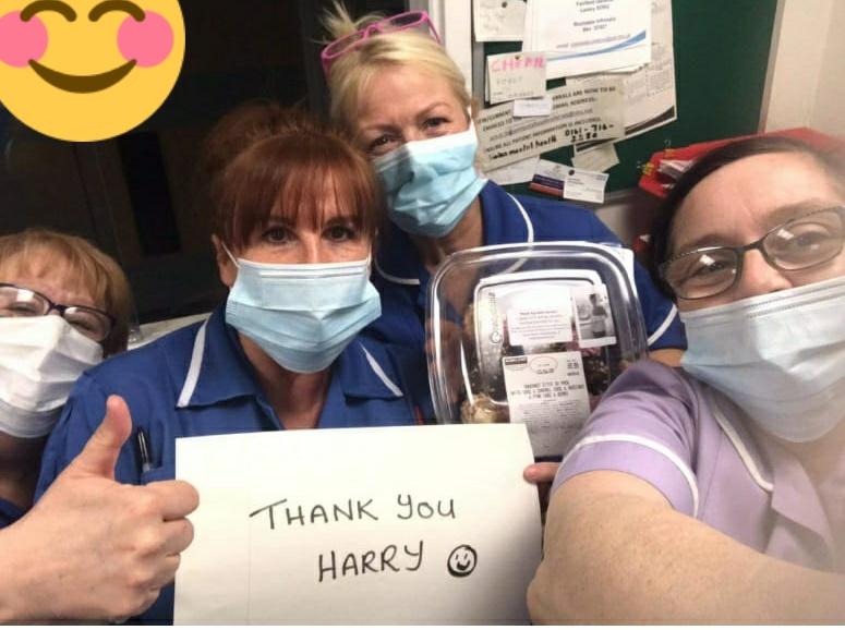 HarryGoldstone's tweet photo. #nhs #heroes https://t.co/FBU9b4Yz9R