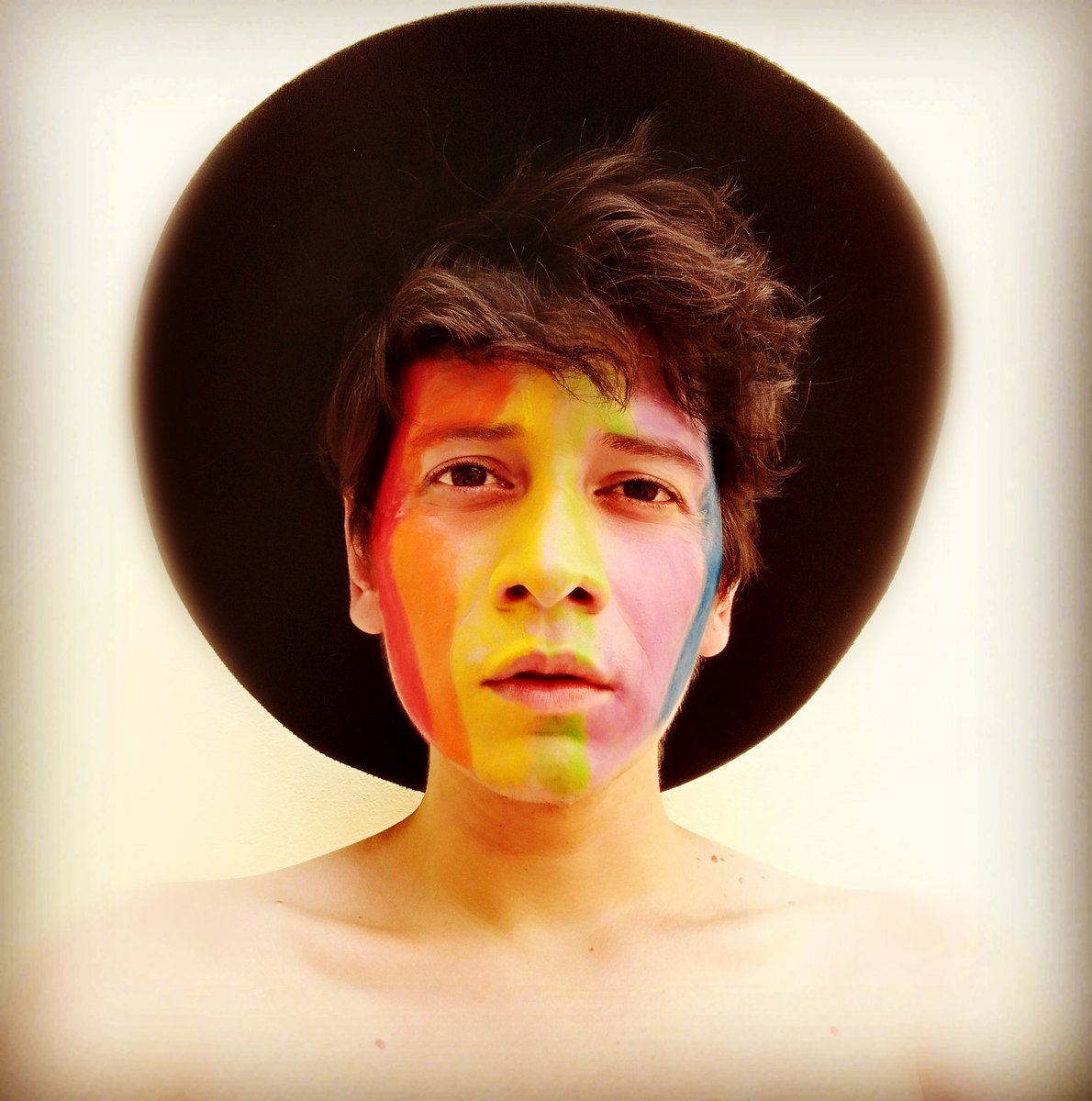 AlexiBaquedano's tweet photo. #🏳️🌈 #jarb #gay #photooftheday #lex #QuarantineAndChill #StayHome https://t.co/XUwmF6Vs4l