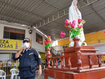 View image on Twitter