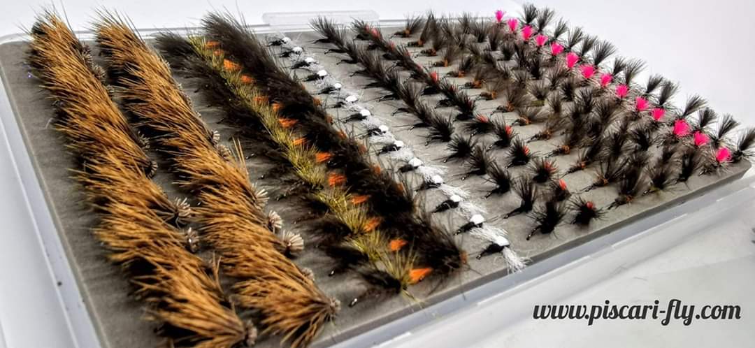 irishflytying's tweet photo. Another fine custom River dry-fly box heading out to a happy customer. A mix of dry flies to surely cover all hatches on their local rivers. Make sure to check us out for your custom/selection boxes &amp; wide range of flies at - https://t.co/KqaEWy4UPm
#staysafe #safefishing https://t.co/1cR8uBQNcF