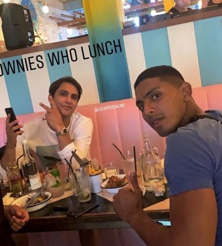 JuttaFreudig's tweet photo. #MusketeersEurope Elvis&amp; #2section soldiers in private 😍 #OurGirl #ElvisHarte #LukePasqualino #lucapasqualino #Brains #SimonLennon #Monk #SeanSagar😊 1) #Manchester May 2016- 2) #London July 2019- 3) #SoccerAid June 2016- 4) #TempusMag Christmas party Dec 2017 #ThrowbackThursday https://t.co/cxbMdZISeH