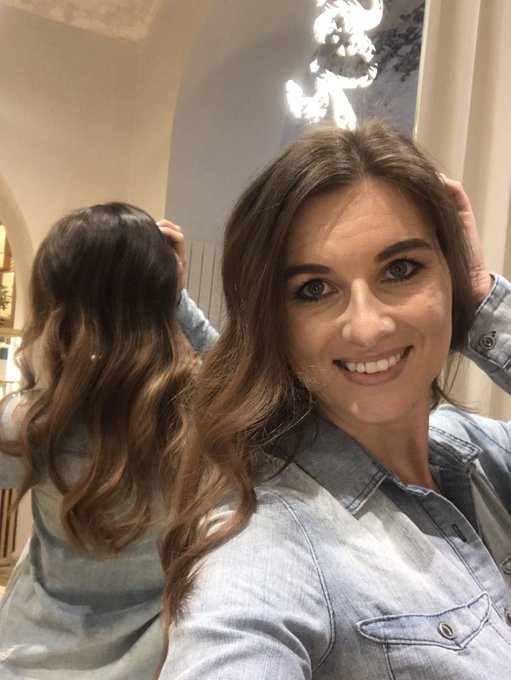 New hair ✌️ https://t.co/2iW6jBjxsi<a href="/tag/work"class="tags"><span>#work</span></a><a href="/tag/shooting"class="tags"><span>#shooting</span></a><a href="/tag/budapest"class="tags"><span>#budapest</span></a><a href="/tag/czechgirl"class="tags"><span>#czechgirl</span></a><a href="/tag/jenifer"class="tags"><span>#jenifer</span></a>