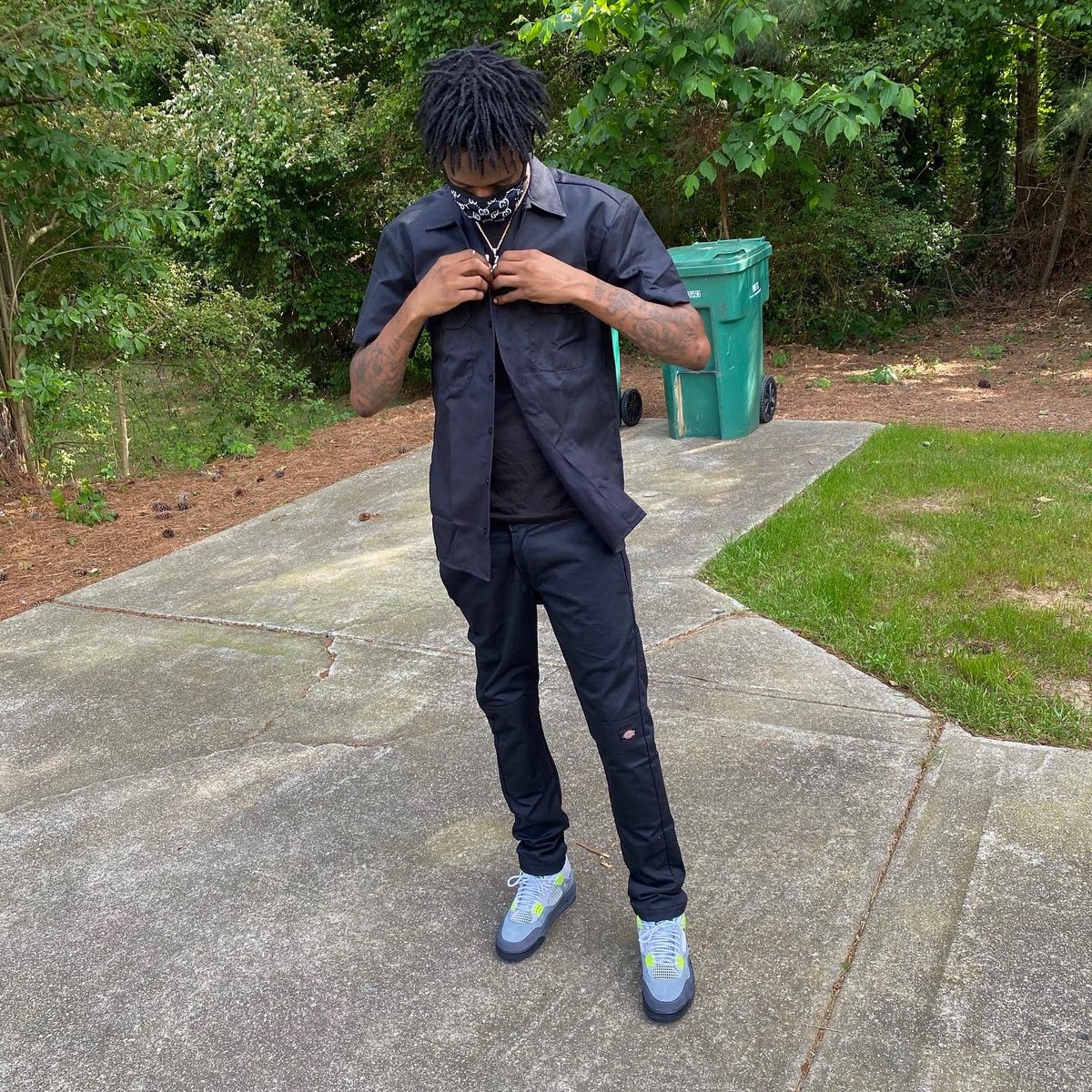 yungmal__15's tweet photo. ON GOD 🖤 https://t.co/RG7rVdU1zS