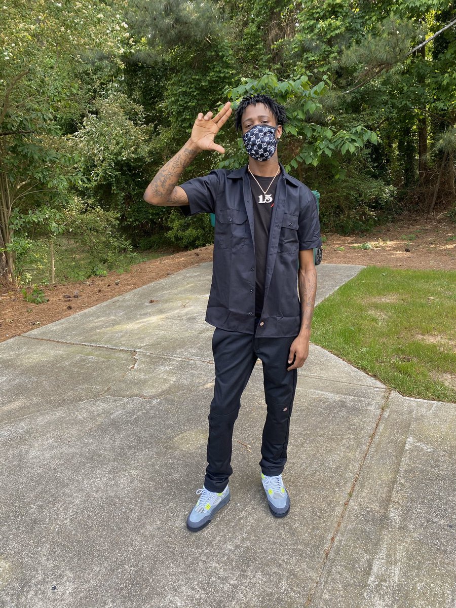 yungmal__15's tweet photo. ON GOD 🖤 https://t.co/RG7rVdU1zS